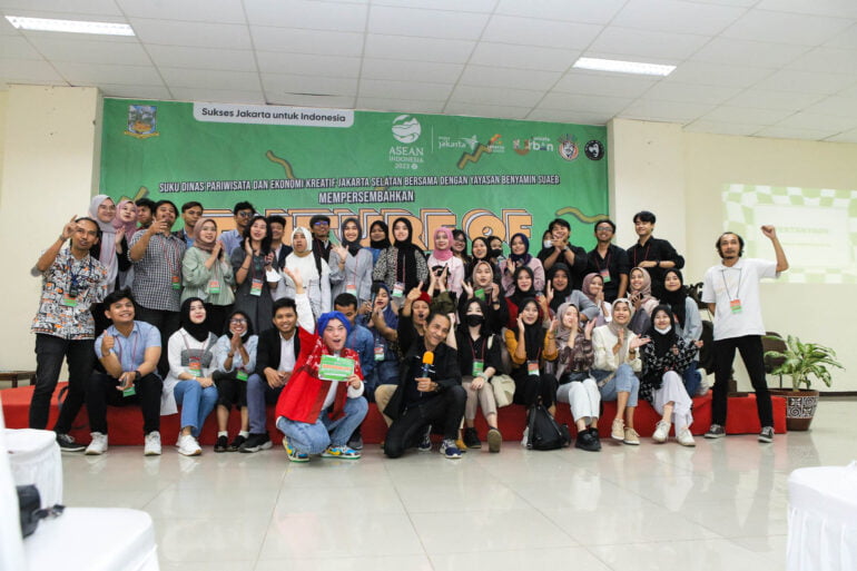 Pelatihan Presenter TV dan Radio