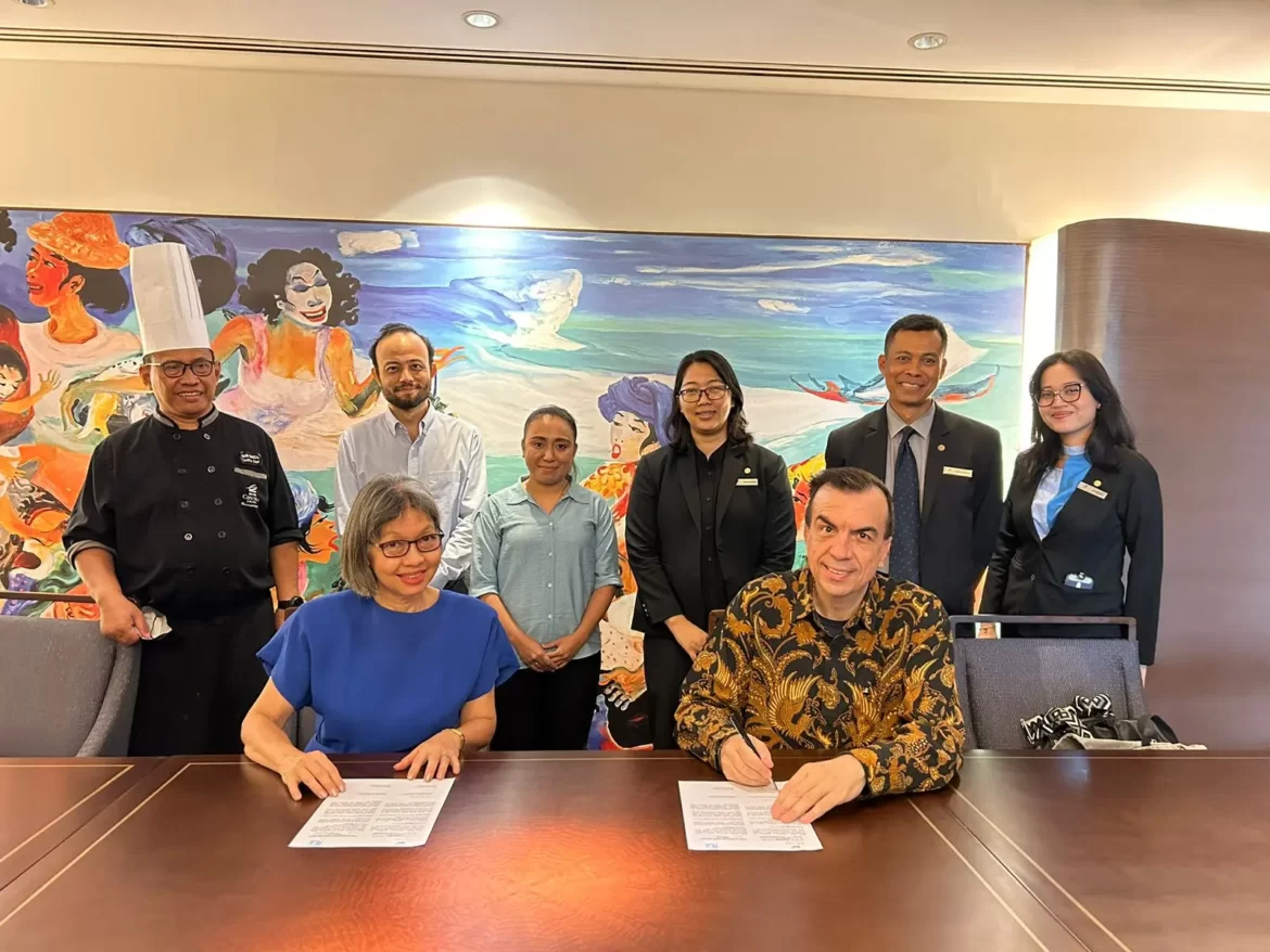 Hotel Ciputra Jakarta Menandatangani MOU dengan Yayasan Emmanuel untuk Program Food Rescue