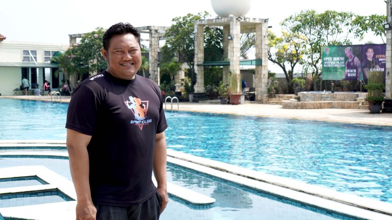 Sesi-Hydroterapi-Sport-Club-WTC-Mangga-Dua-untuk-penderita-Neuropati