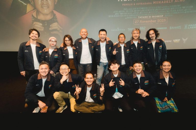 Deretan pemain film AGAK LAEN 2: Menyala Pantiku! termasuk Tissa Biani, Ariyo Wahab, Jajang C. Noer, Chew Kin Wah, Ayushita, Surya Saputra, dan para komika Indonesia