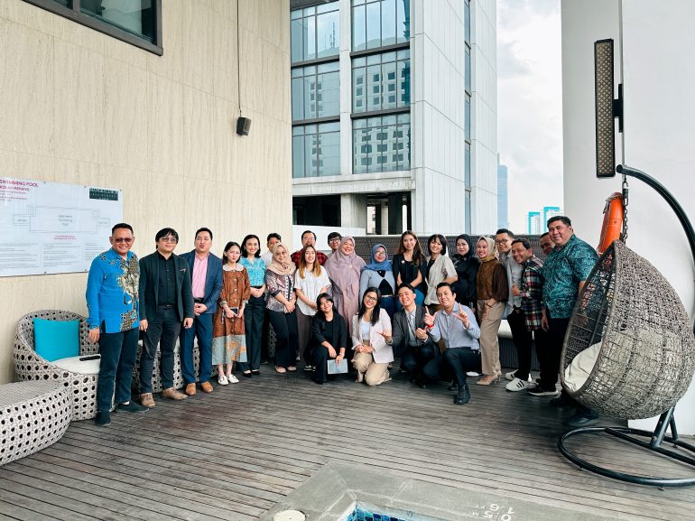 Networking media dan manajemen Lorin Hotels Group