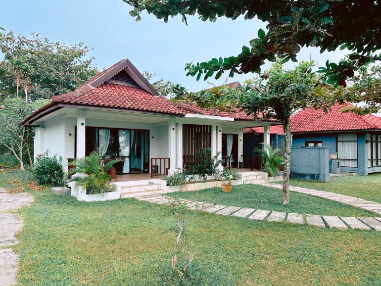 Lorin Resort Belitung villa mewah dengan akses langsung ke pantai Tanjung Tinggi