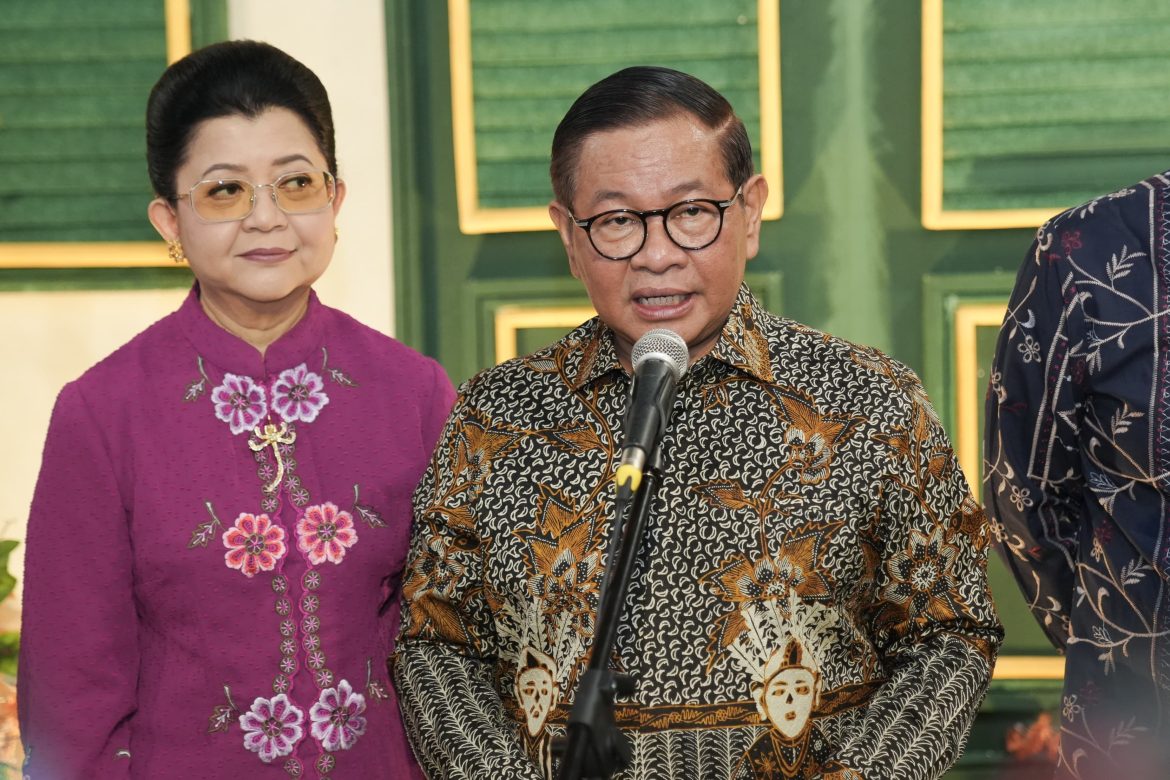 Pencanangan HUT ke-499 Jakarta di koridor Rasuna Said Jakarta Selatan bersama Gubernur Pramono Anung