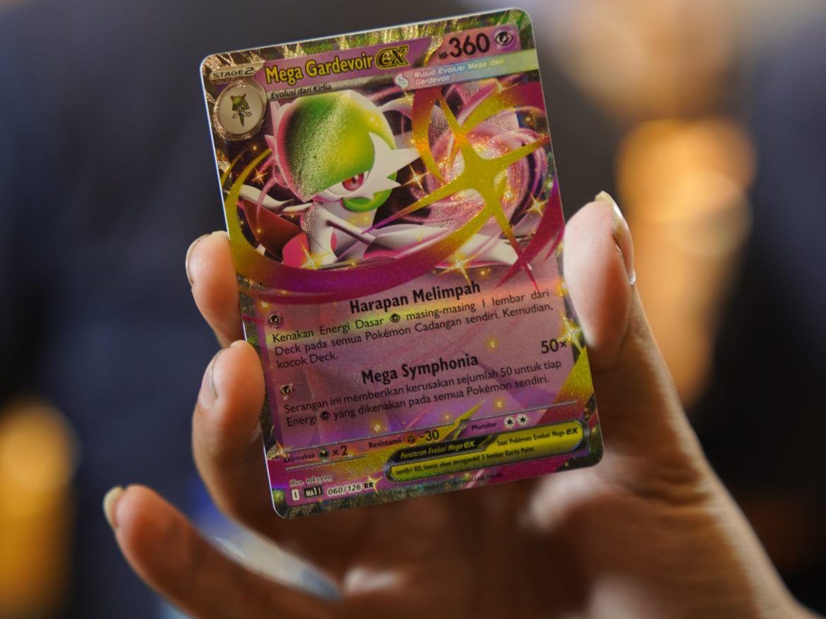 Koleksi kartu Pokémon langka di Sultan Pokebab Card Shop Jakarta tahun 2026