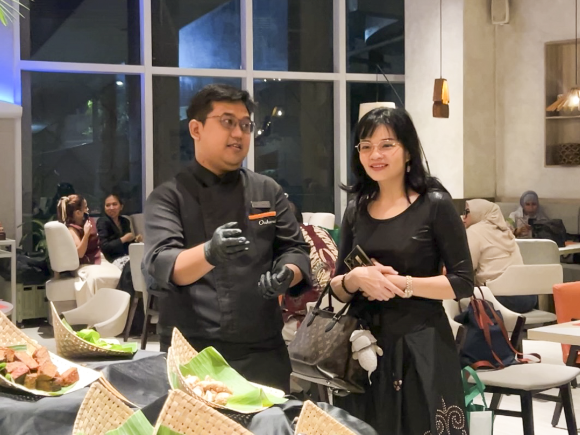 ate Nusa Sambal Bangsa menghadirkan 10 sate khas Nusantara dalam perayaan HUT RI ke-81