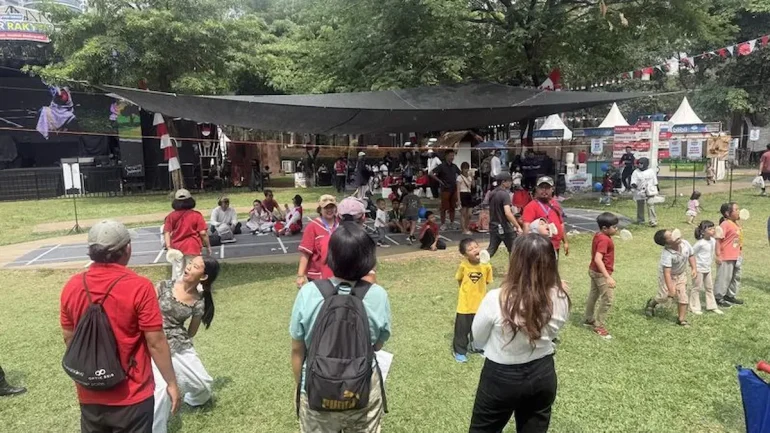 Suasana MyPertamina Pasar Rakyat di Hutan Kota GBK Jakarta