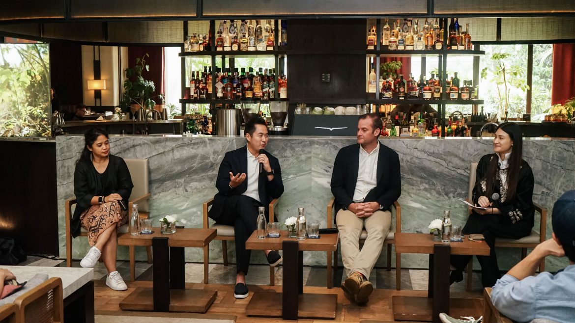 Erastus Radjimin Founder dan CEO Artotel Group dalam Sustainability Talk tentang restorasi alam