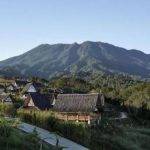 EIGER Nature dengan latar pegunungan dan kawasan hijau